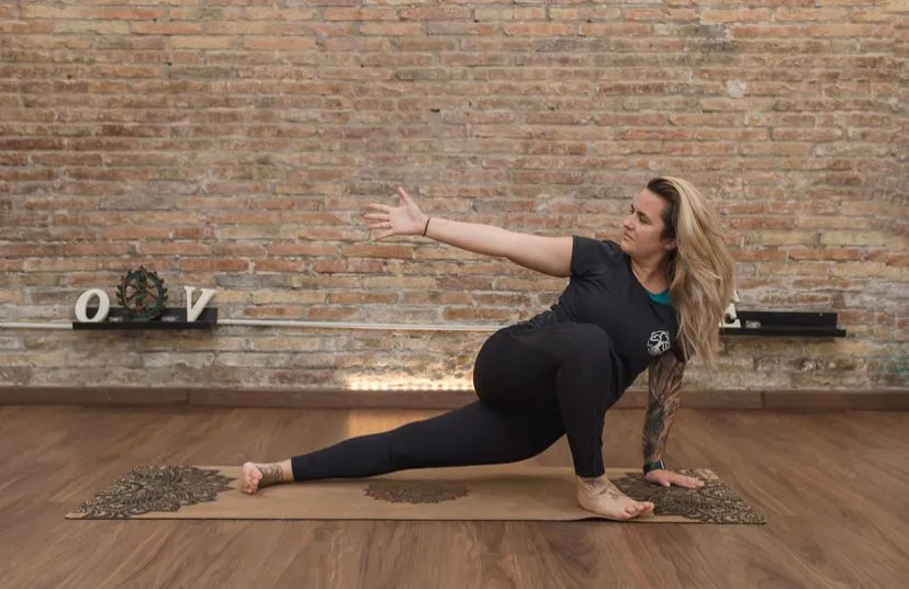 Earth Yoga tradicional Sivananda en Badalona
